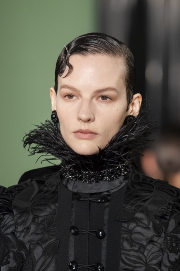 مجموعة erdem للالبسة الجاهزة من اسبوع الموضة في لندن  2020 