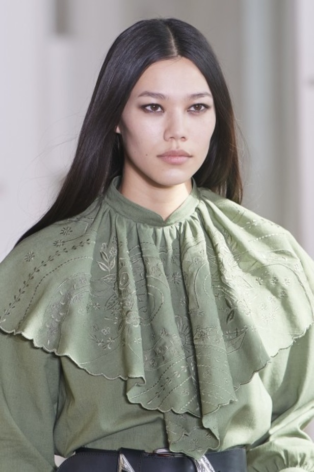 عرض ازياء مجموعة Etro لموسم خريف وشتاء 2021 في ميلانو