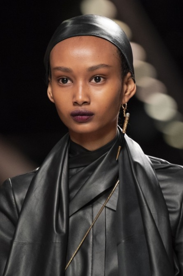 مجموعة فندي FENDI لخريف وشتاء 2020-2021 خلال اسبوع الموضة في ميلانو 