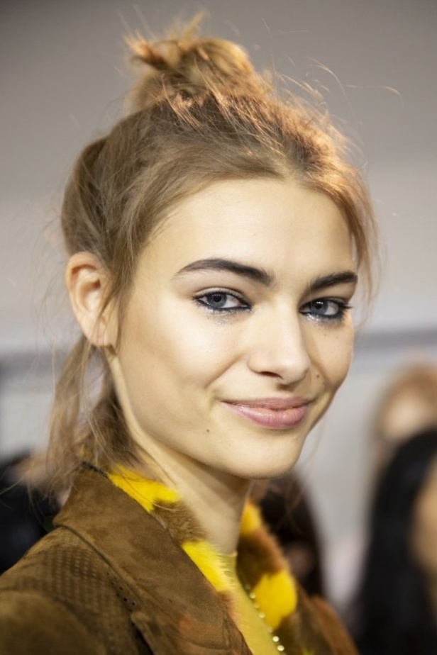 اسبوع الموضة في ميلان 2019 أزياء FENDI  الفاخرة  من ميلان لربيع وصيف 2020