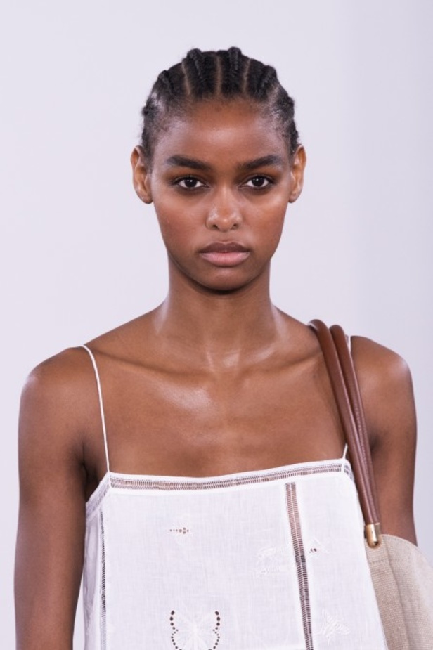 مجموعة Gabriela Hearst ربيع صيف 2019