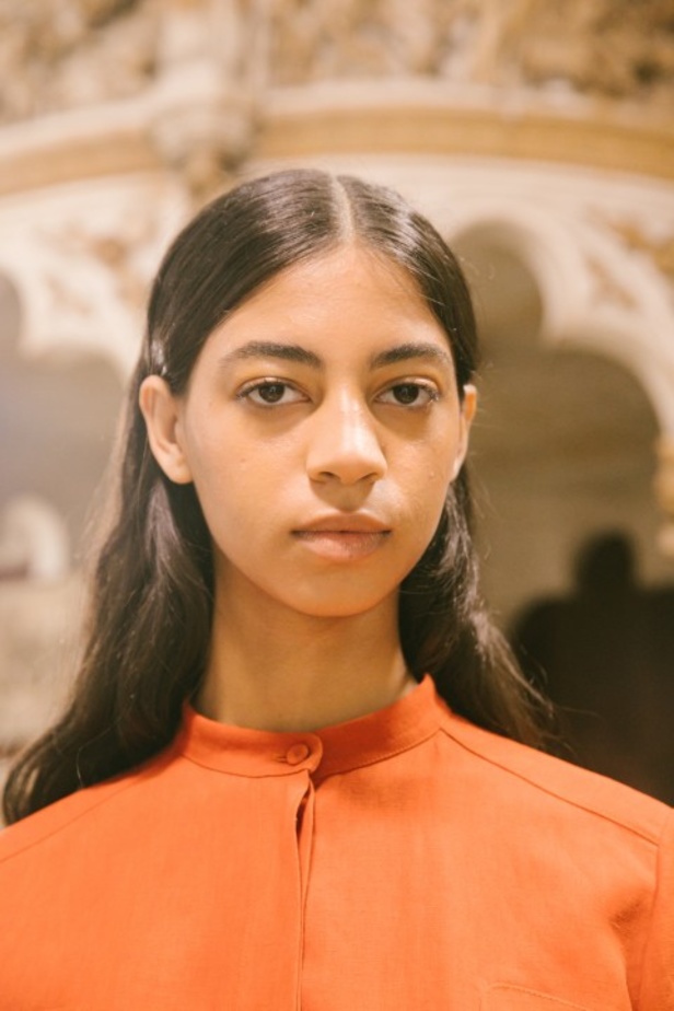 عرض ازياء مجموعة GABRIELA HEARST لربيع وصيف 2021 من أسبوع الموضة في باريس