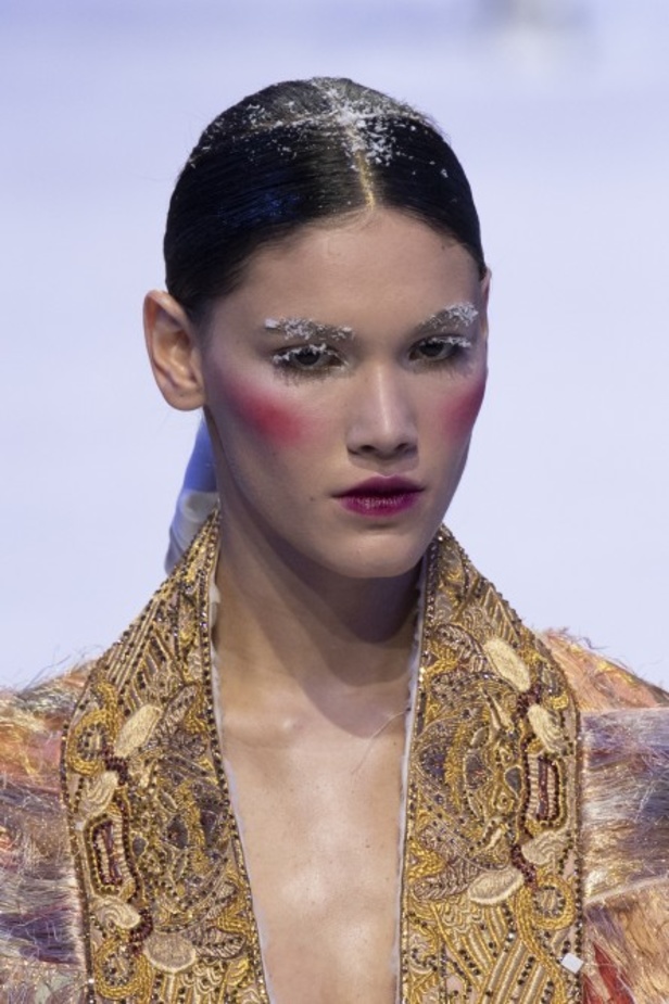 مجموعة Guo Pei للهوت كوتو لربيع وصيف 2020