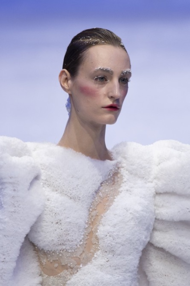 مجموعة Guo Pei للهوت كوتو لربيع وصيف 2020