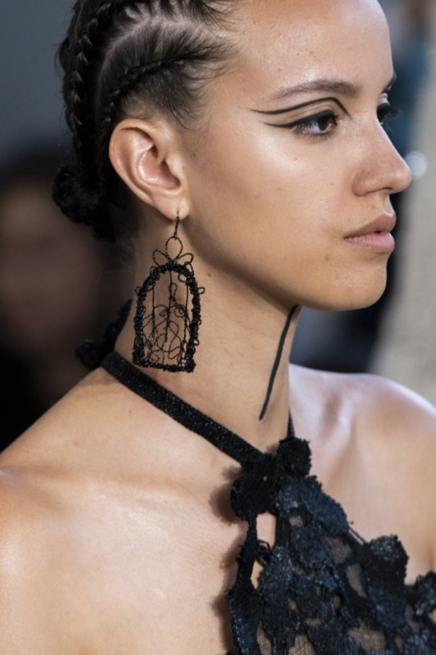 مجموعة Guo Pei للأزياء الفاخرة لخريف ٢٠١٨ !