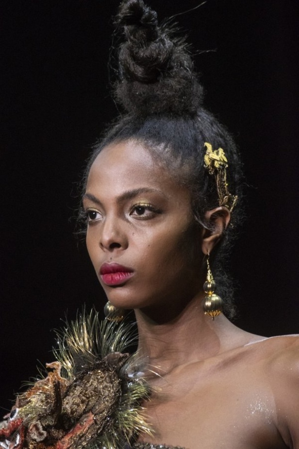 مجموعة Guo Pei للهوت كوتور لموسم ربيع وصيف 2019