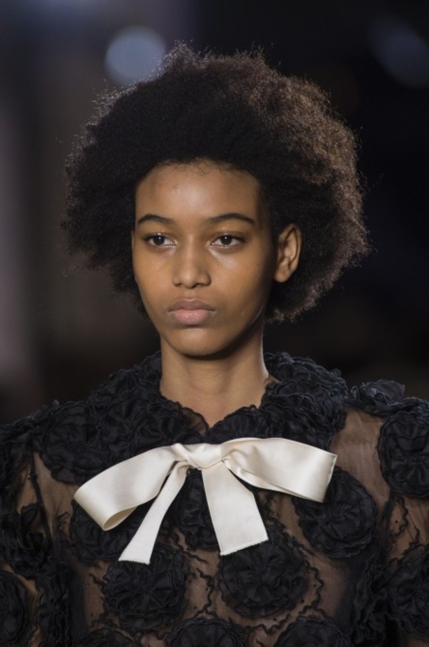 مجموعة Giambatista Valli من الألبسة الفاخرة لربيع وصيف 2018