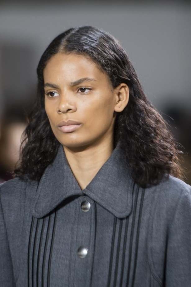 عرض ازياء جيامباتيستا فالي لموسم خريف وشتاء 2018