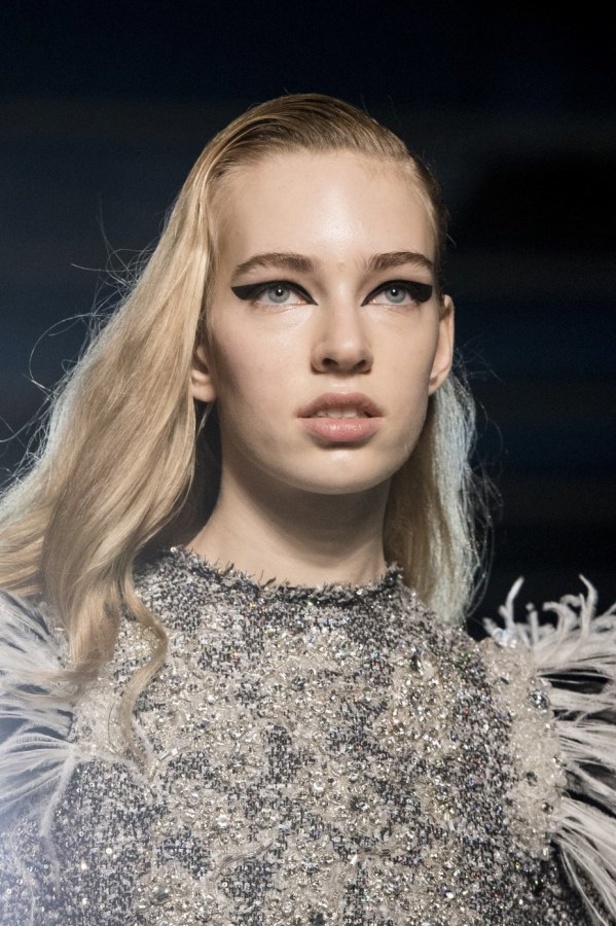 مجموعة الألبسة الراقية من جيامباتيستا فالي لربيع 2019