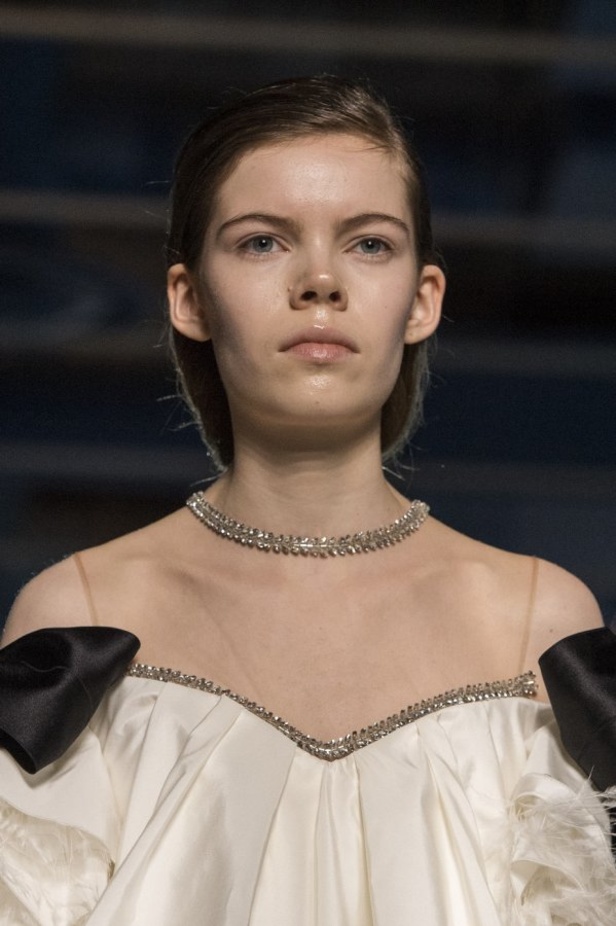 مجموعة الألبسة الراقية من جيامباتيستا فالي لربيع 2019