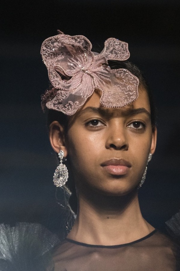 مجموعة الألبسة الراقية من جيامباتيستا فالي لربيع 2019