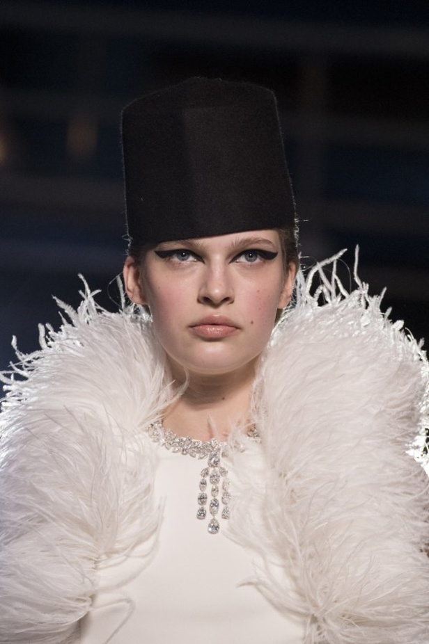 مجموعة الألبسة الراقية من جيامباتيستا فالي لربيع 2019