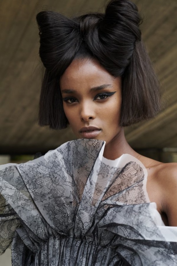 مجموعة جيامباتيستا فالي للهوت كوتور لخريف وشتاء 2021-2022