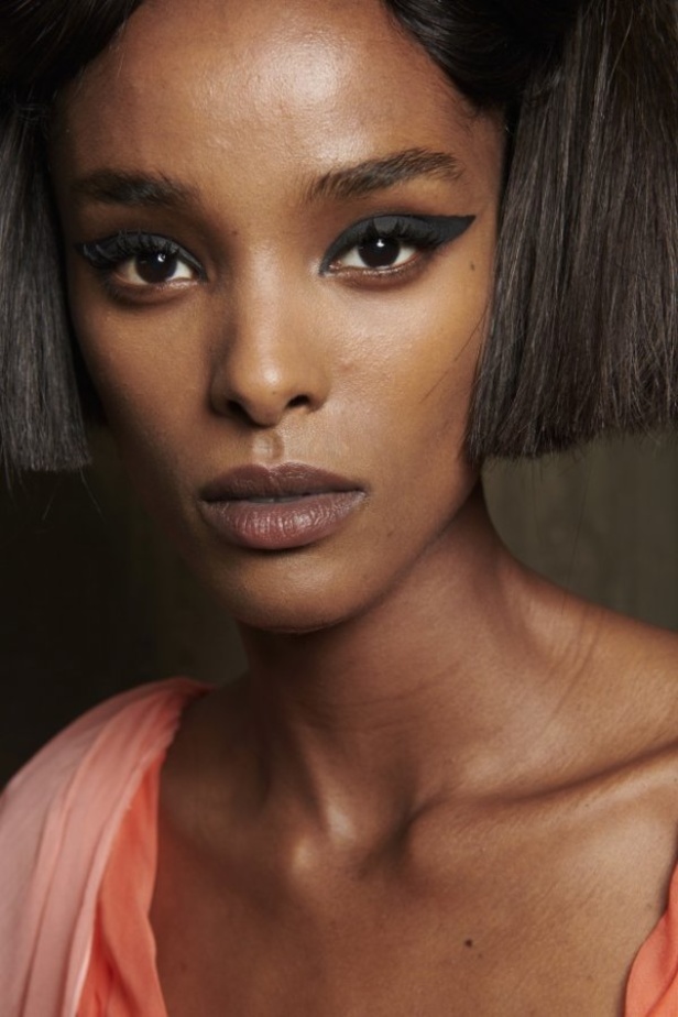 مجموعة جيامباتيستا فالي للهوت كوتور لخريف وشتاء 2021-2022