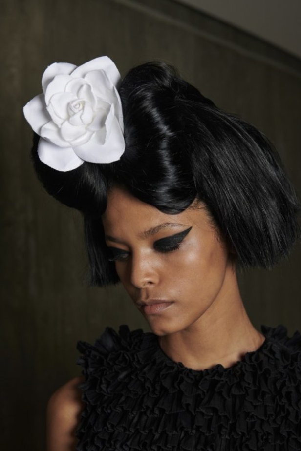 مجموعة جيامباتيستا فالي للهوت كوتور لخريف وشتاء 2021-2022