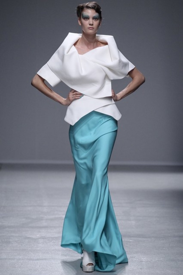 Gareth Pugh : فيلم خيالي مبهر..