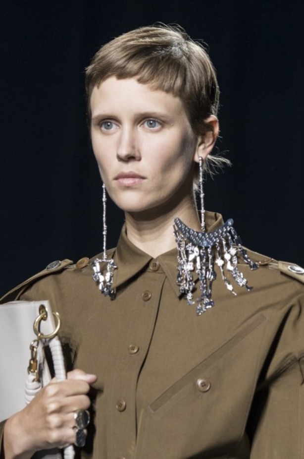 عرض أزياء Givenchy لربيع وصيف 2019 !