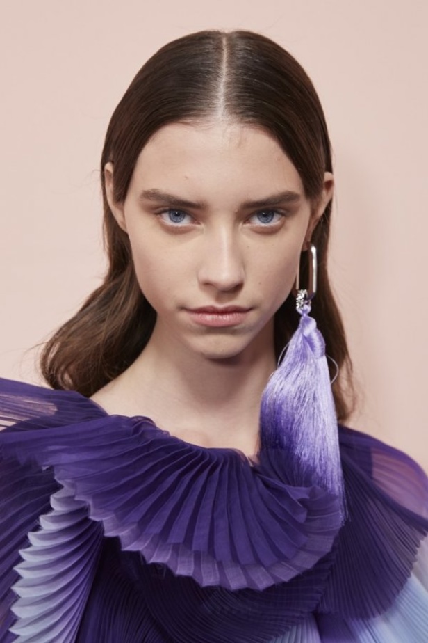 عرض أزياء Givenchy جيفنشي لـ haute couture لربيع وصيف 2020