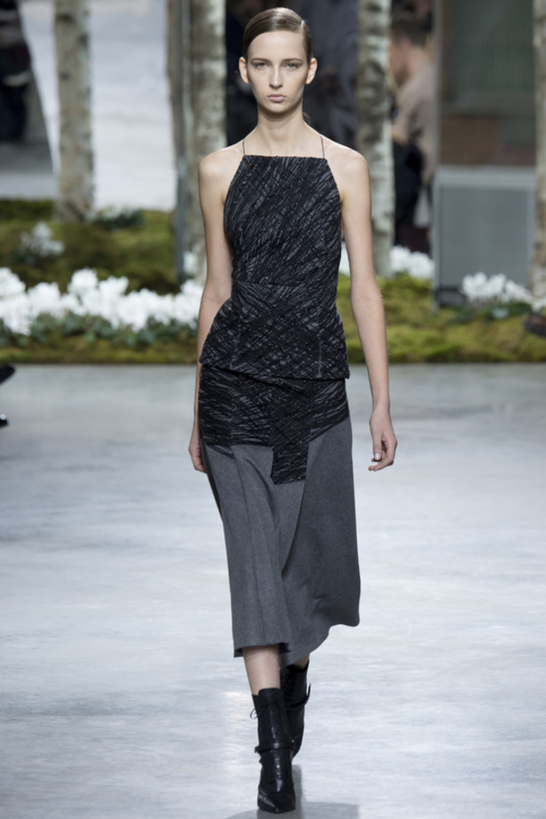 Hugo Boss: عالم كلاسيكي أنيق