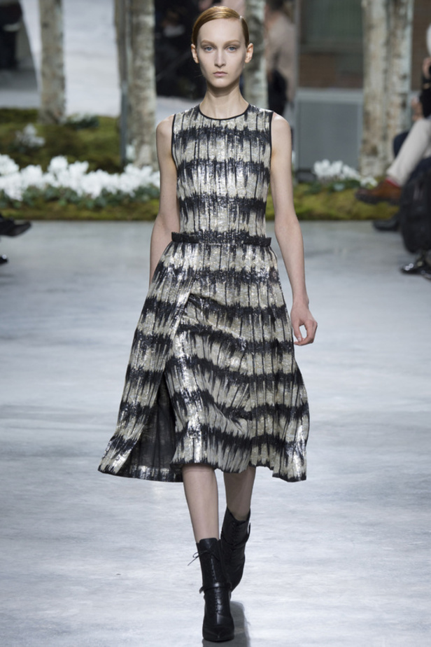 Hugo Boss: عالم كلاسيكي أنيق