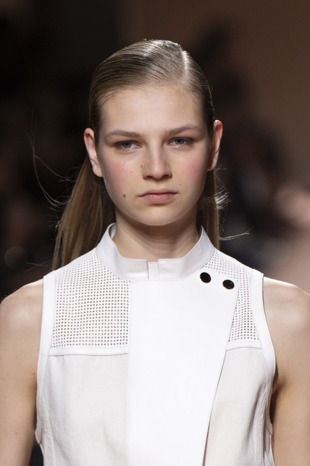 اسبوع الموضة في باريس 2019 مجموعة HERMES لربيع وصيف 2020