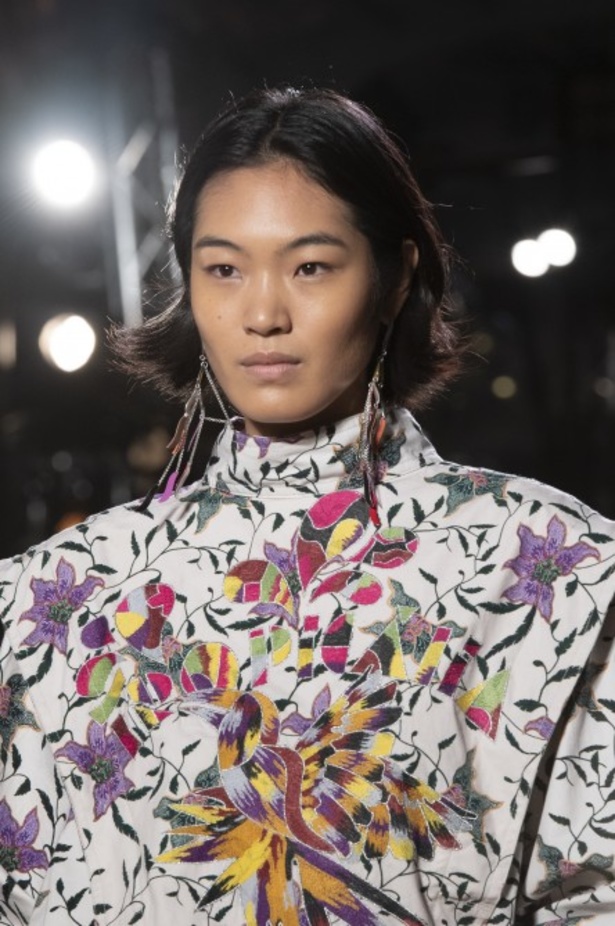 اسبوع الموضة في باريس 2019 مجموعة الالبسة الجاهزة من إيزابيل مارانت لربيع وصيف 2020