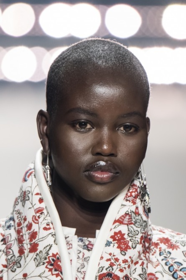 ازياء Isabel Marant لخريف وشتاء 2020 خلال اسبوع الموضة في باريس