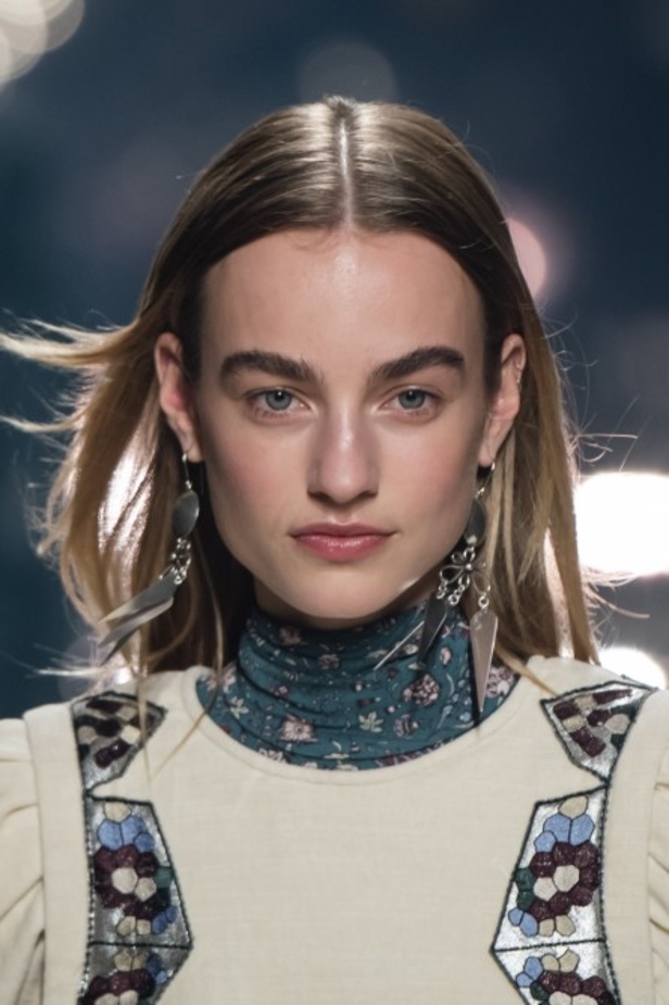 ازياء Isabel Marant لخريف وشتاء 2020 خلال اسبوع الموضة في باريس