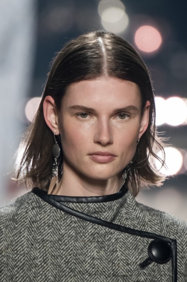 ازياء Isabel Marant لخريف وشتاء 2020 خلال اسبوع الموضة في باريس