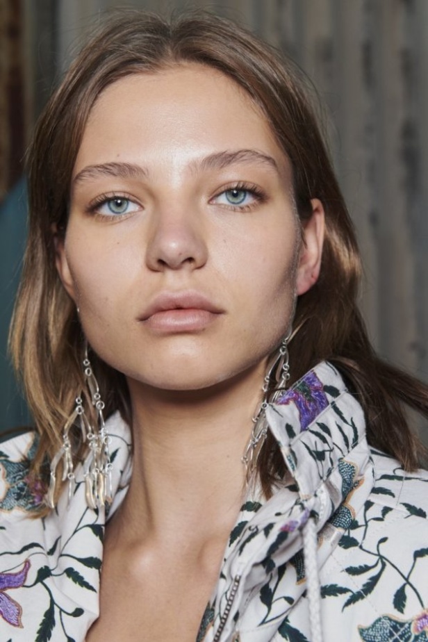 اسبوع الموضة في باريس 2019 مجموعة الالبسة الجاهزة من إيزابيل مارانت لربيع وصيف 2020