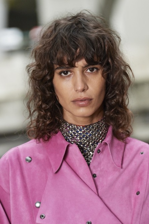 عرض أزياء دار Isabel Marant لخريف وشتاء 2021-2022