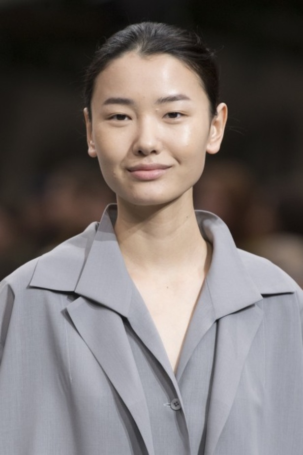 مجموعة Issey Miyake لموسم خريف وشتاء 2020-2021