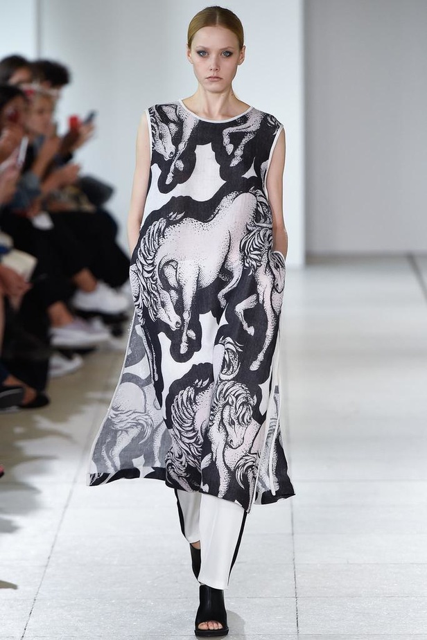 مجموعة عملية وكلاسيكية من Issa