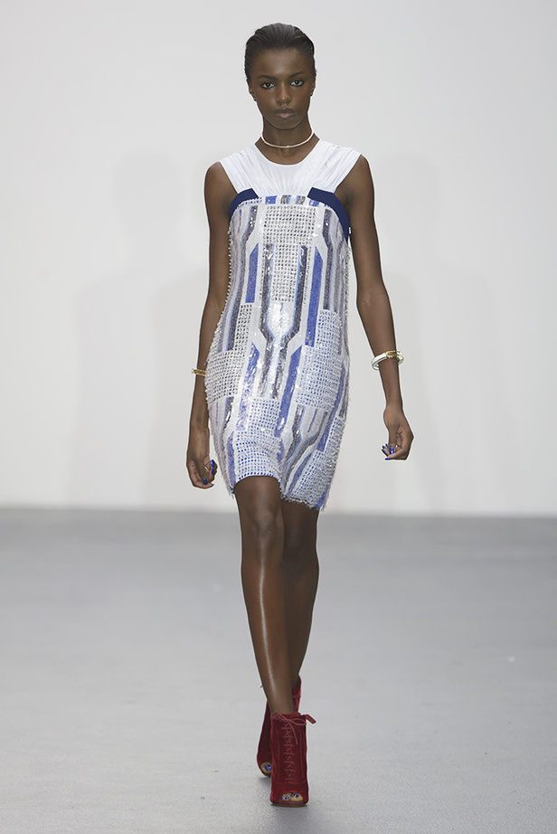 مجموعة Issa لربيع و صيف 2016