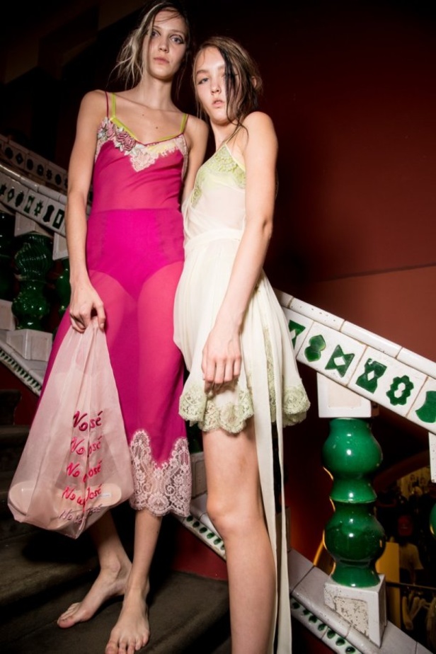 مجموعة "جون غاليانو" John Galliano لموسم ربيع وصيف 2018