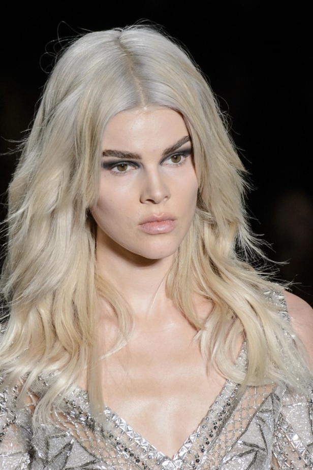 مجموعة جوليان ماكدونالد للألبسة الجاهزة لخريف و شتاء 2017