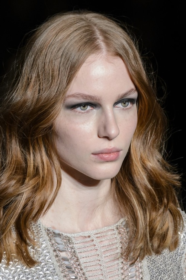 مجموعة جوليان ماكدونالد للألبسة الجاهزة لخريف و شتاء 2017