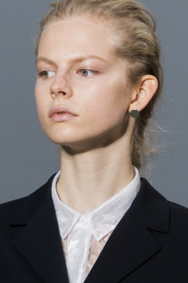 عرض أزياء Jil Sander لموسمي ربيع وصيف 2018!