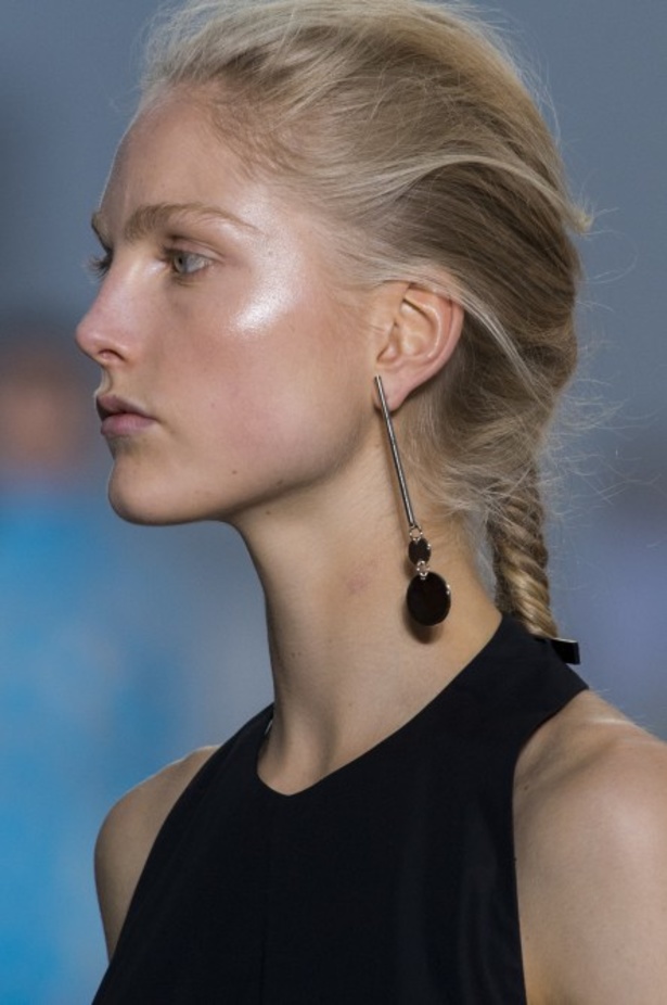 عرض أزياء Jil Sander لموسمي ربيع وصيف 2018!