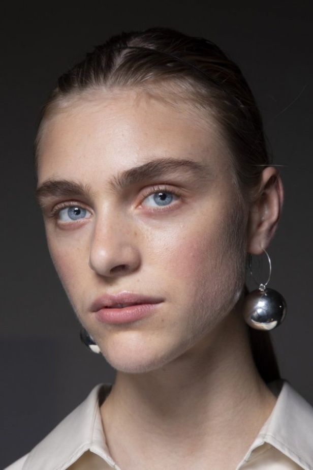 اسبوع الموضة في ميلان 2019 ازياء JIL SANDER لربيع وصيف 2020 