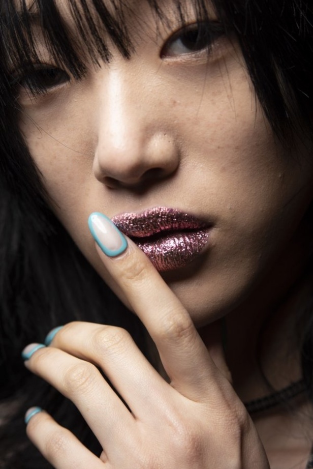 مجموعة Jeremy Scott لربيع وصيف ٢٠١٩ !