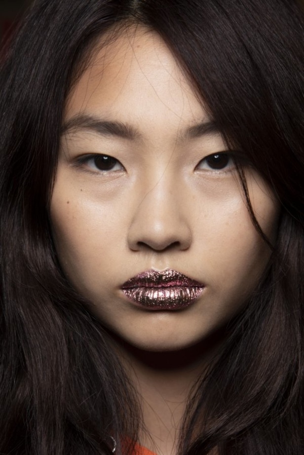 مجموعة Jeremy Scott لربيع وصيف ٢٠١٩ !