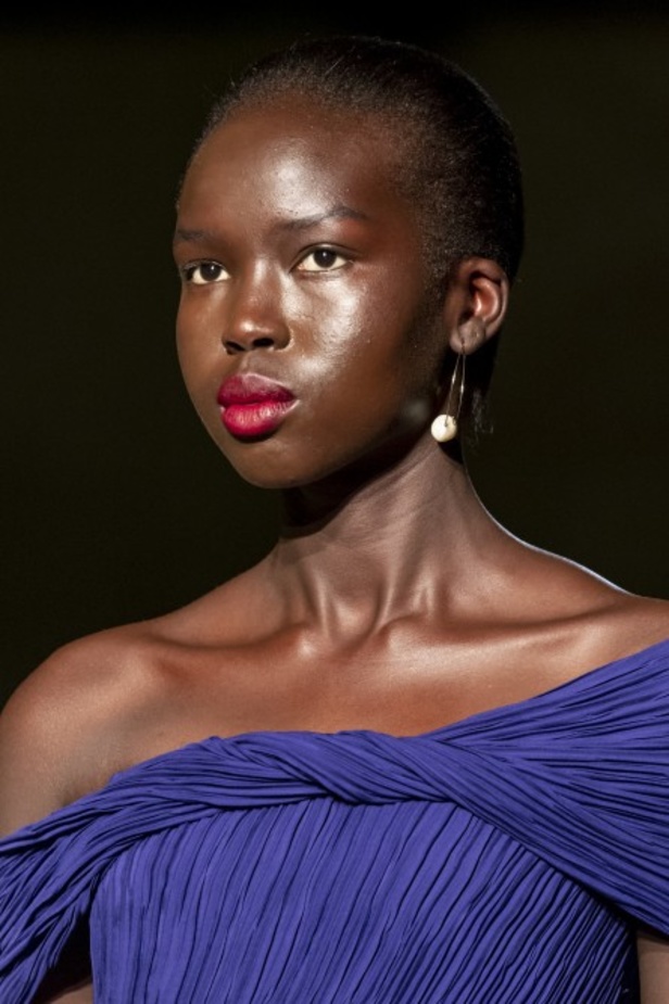 ازياء JASON WU  الجاهزة لخريف وشتاء 2020/2021 من نيويورك 