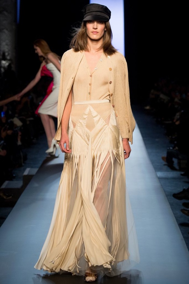 جان بول غوتييه: حفلة زفاف مليئة بالمفاجئات