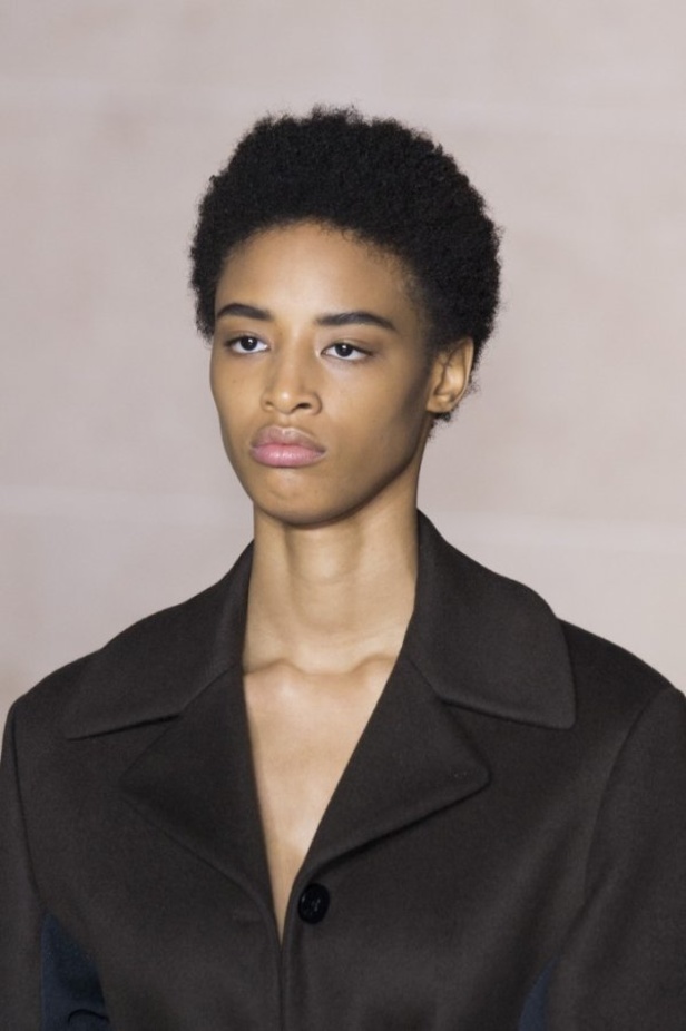 مجموعةلوي فيتون Louis Vuittonلخريف وشتاء 2017