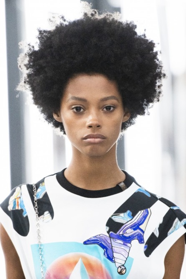 مجموعة فريدة ومميّزة من دار Louis Vuitton لربيع وصيف 2019