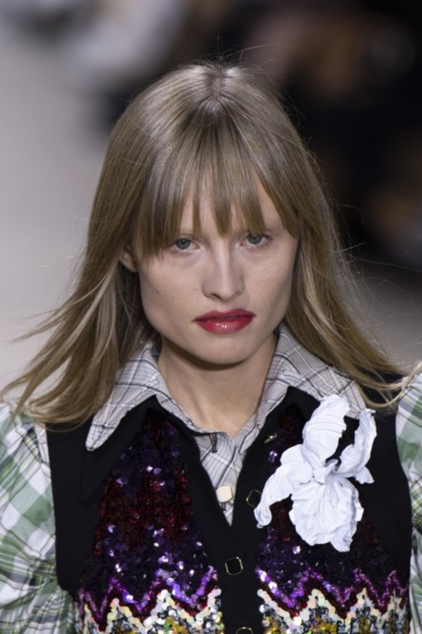 إطلالات فائقة الأناقة خلال عرض Louis Vuitton لربيع وصيف 2020