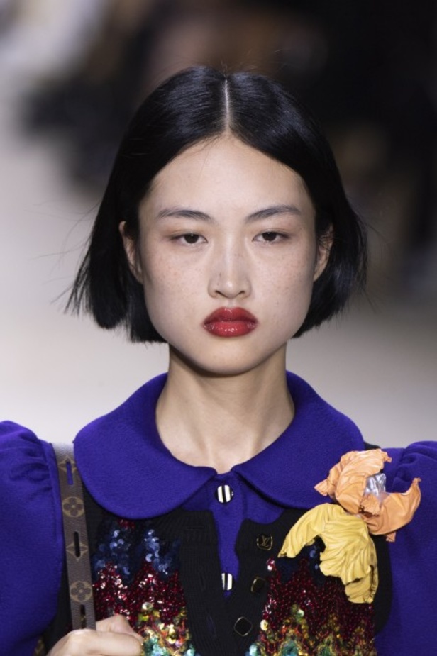 إطلالات فائقة الأناقة خلال عرض Louis Vuitton لربيع وصيف 2020