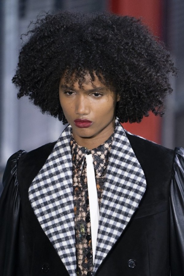 عرض أزياء لويس فويتون لخريف وشتاء 2019