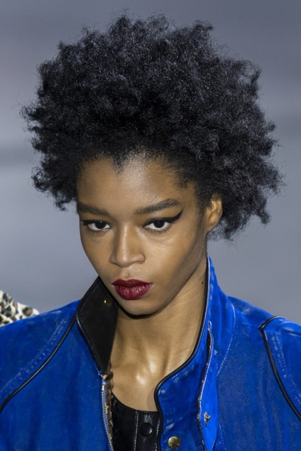 عرض أزياء لويس فويتون لخريف وشتاء 2019